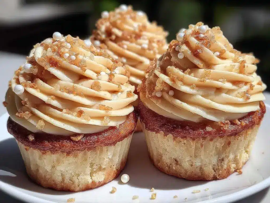 champagne cupcakes - featured image